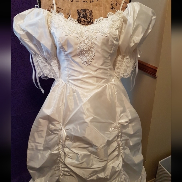 RARE Snow White Beads Ballroom Wedding Dress Princess Victorian Luxury Ball Gown - Picture 11 of 16